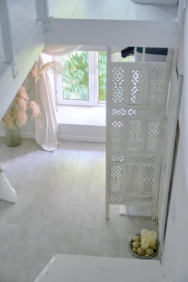 White Door Apartments Heart Of Odessa 4 מראה חיצוני תמונה