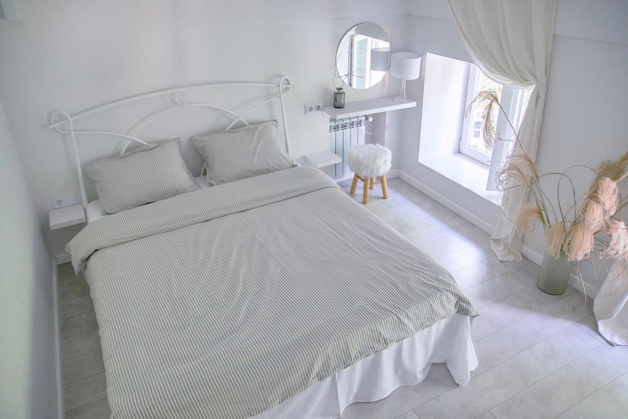 White Door Apartments Heart Of Odessa 4 מראה חיצוני תמונה