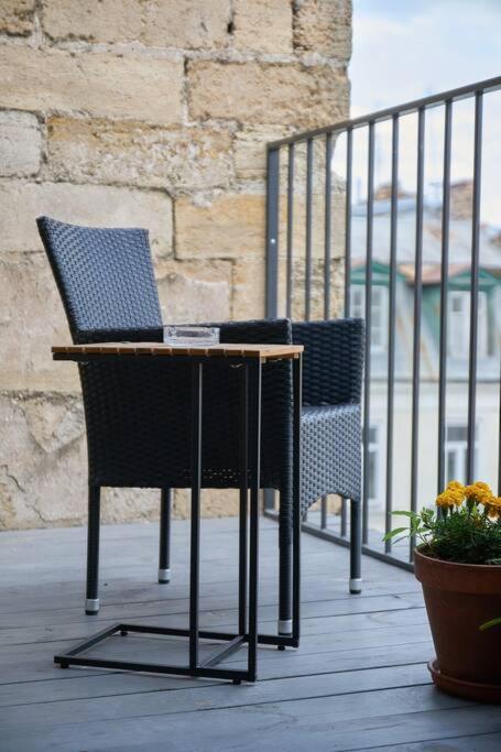 White Door Apartments Heart Of Odessa 4 מראה חיצוני תמונה