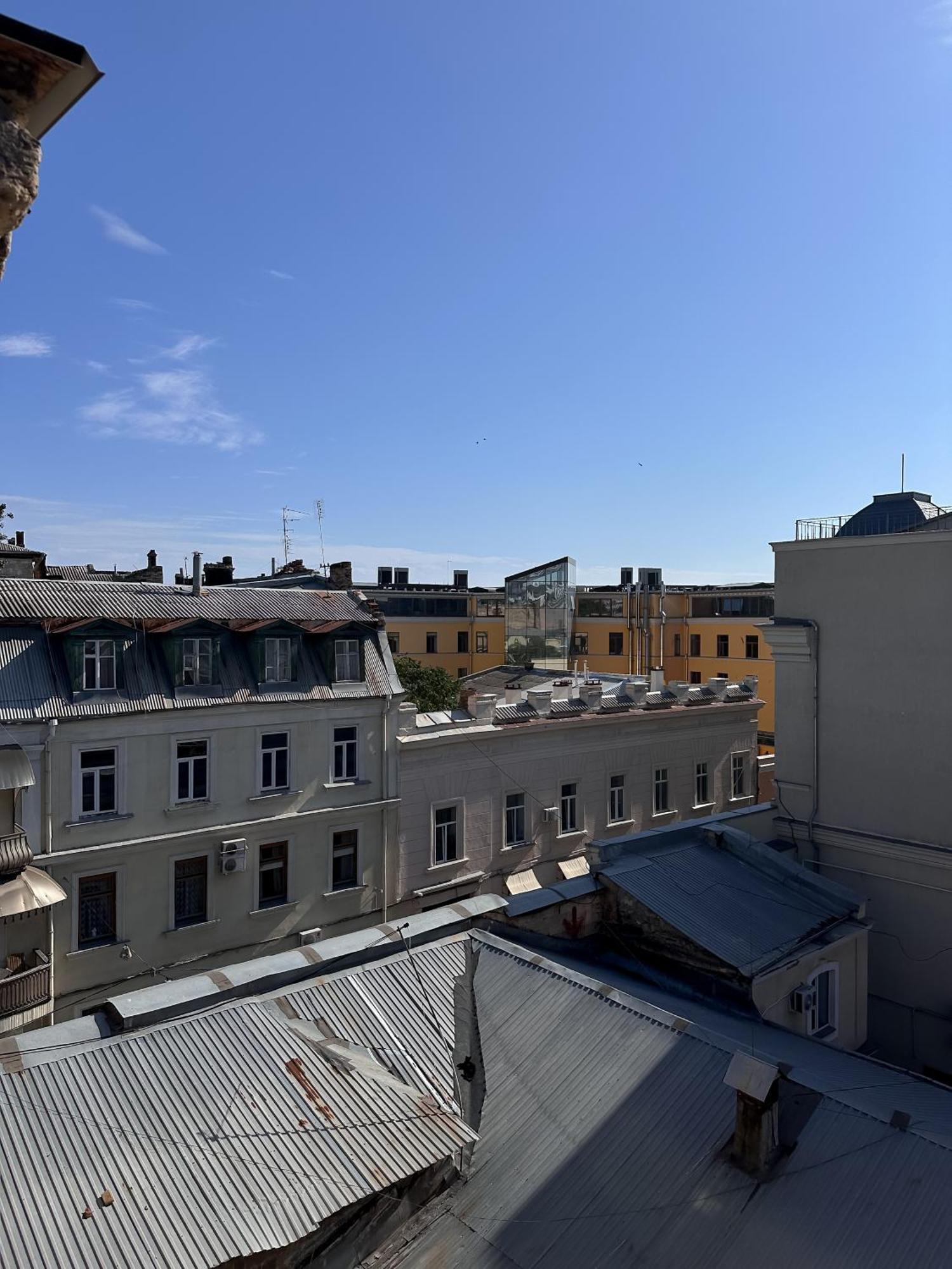White Door Apartments Heart Of Odessa 4 מראה חיצוני תמונה